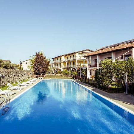 Hotel Splendid Sole Manerba del Garda Dış mekan fotoğraf