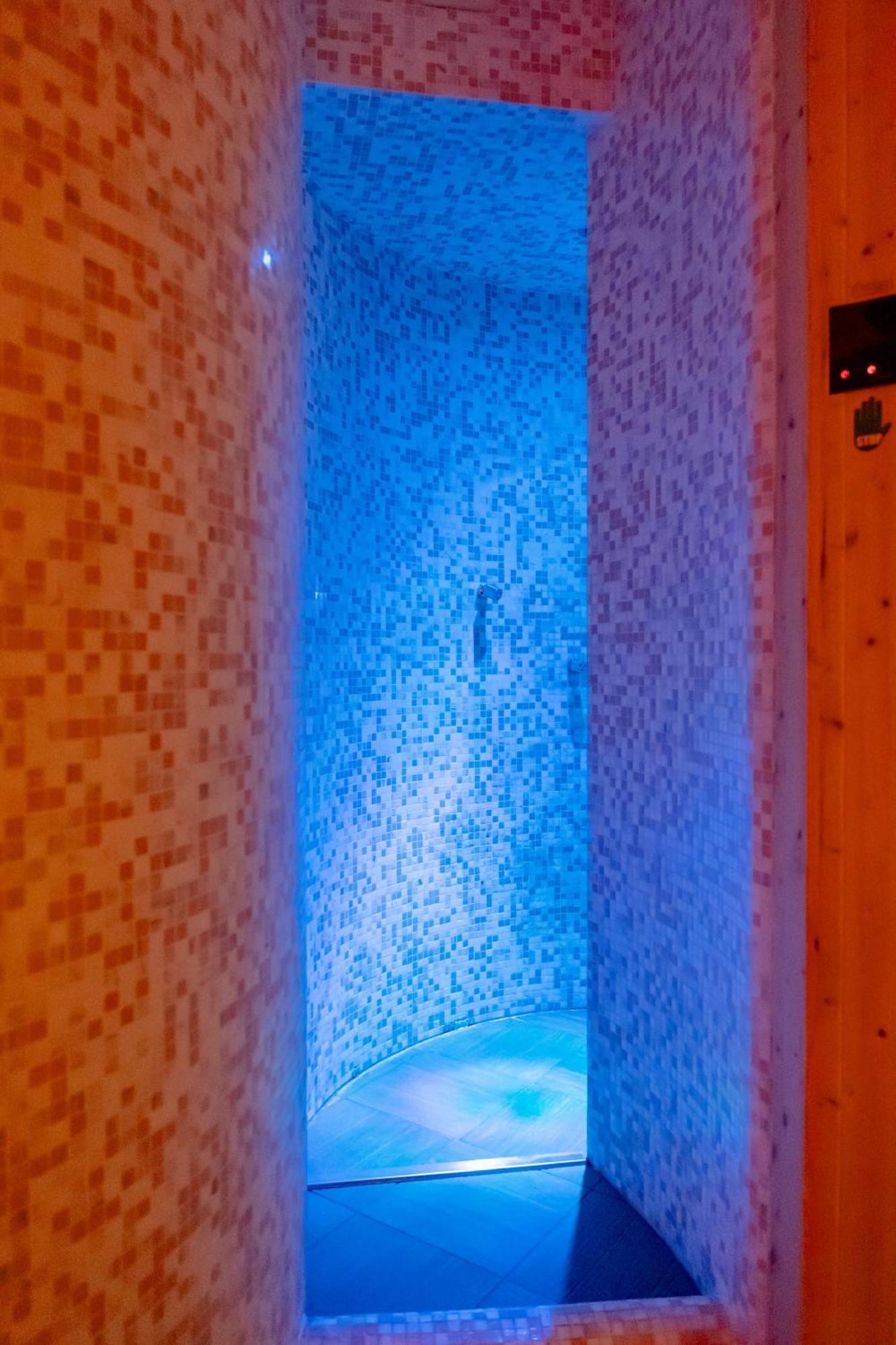 Spa Hotel Splendid Sole Manerba del Garda Dış mekan fotoğraf