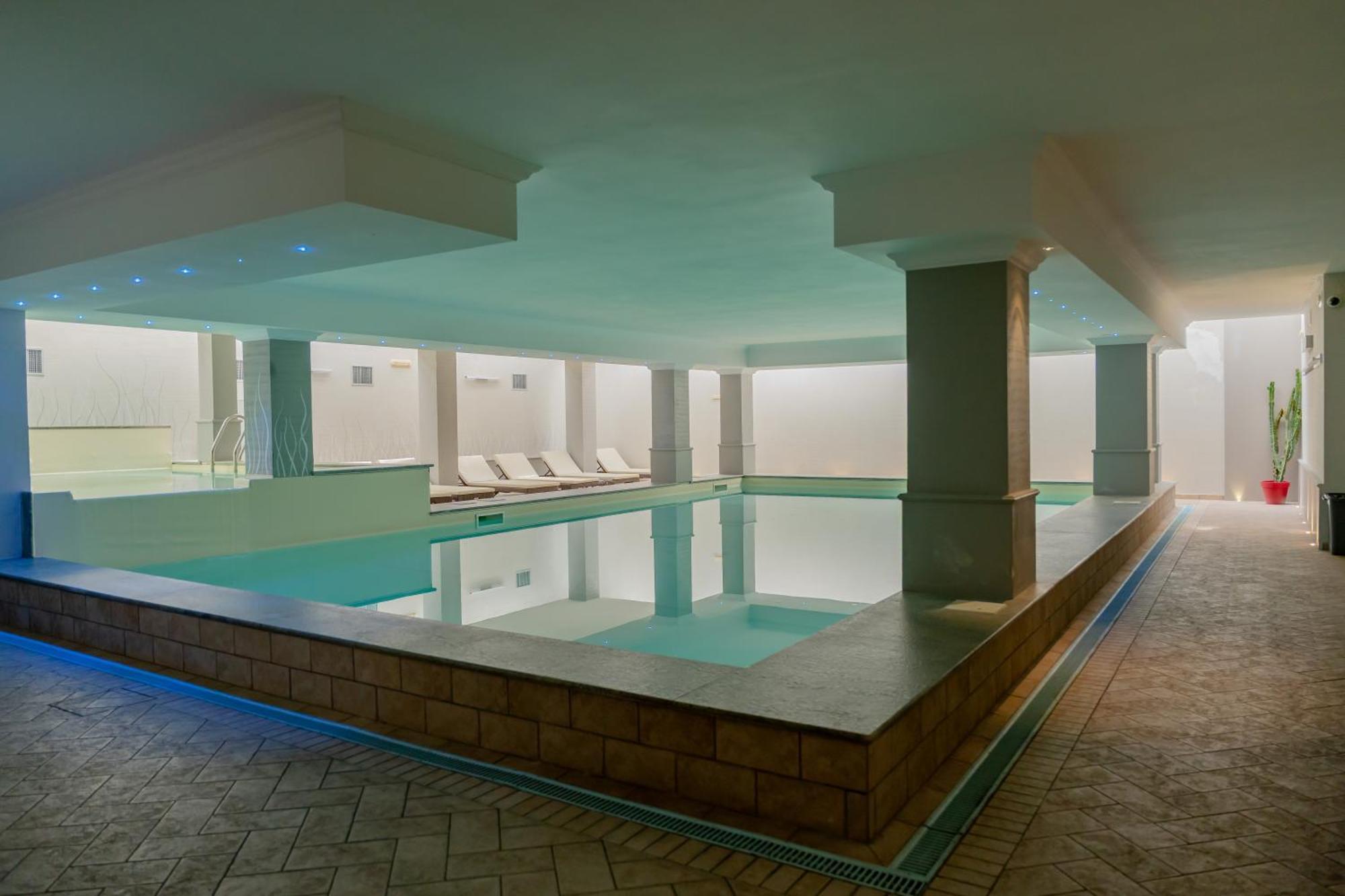 Spa Hotel Splendid Sole Manerba del Garda Dış mekan fotoğraf