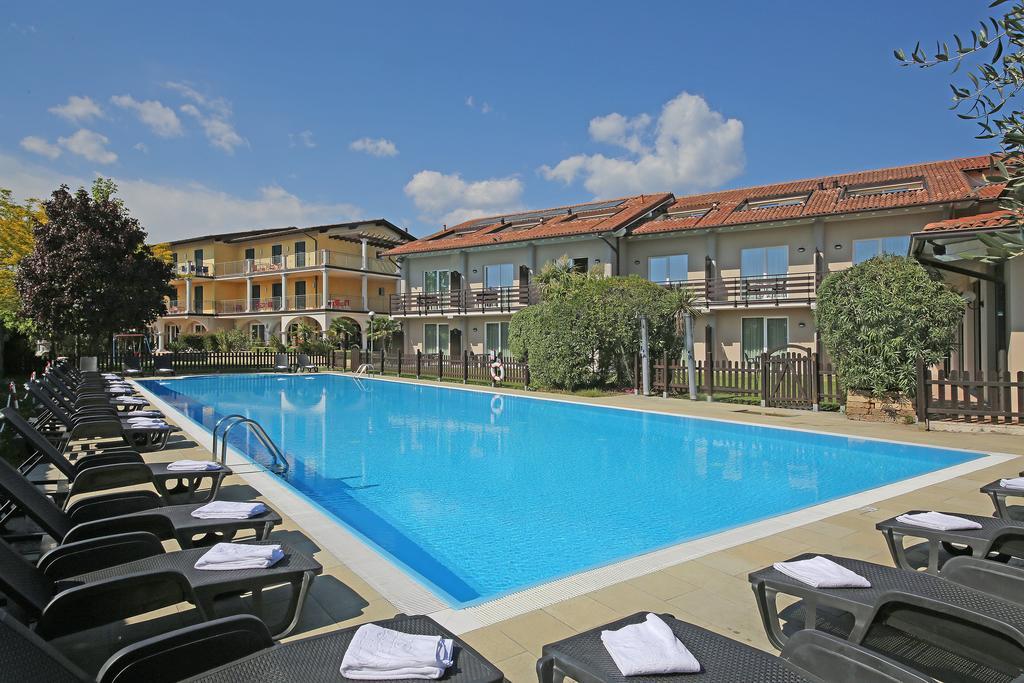 Hotel Splendid Sole Manerba del Garda Dış mekan fotoğraf